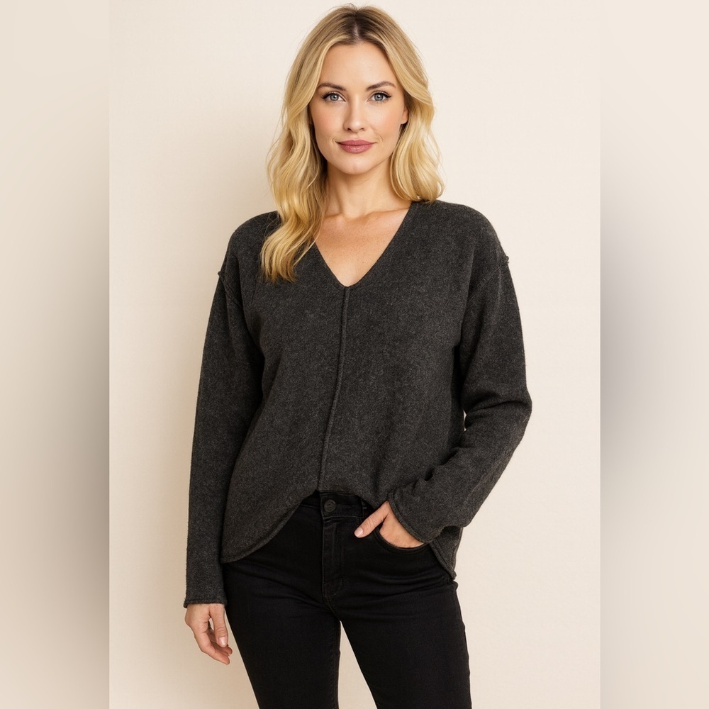 BKE Charcoal Grey Lambswool Wool and Angora Blend Winter Sweater V Neck, Large